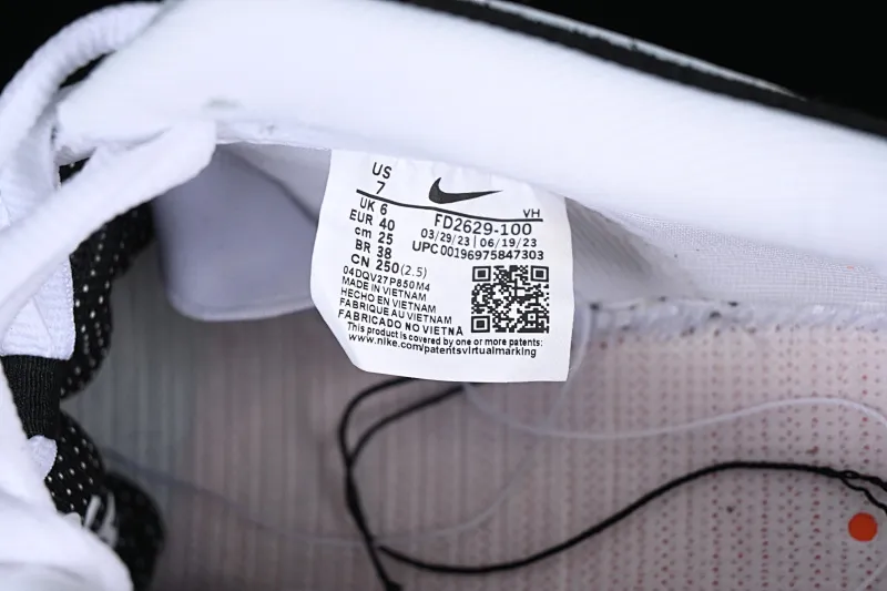 All categories Nk SB Dunk series Nk SB Dunk Low low-top sneakers F version Tightbooth x Nk SB Dunk joint model Reverse Panda SB low-top casual sports skateboard shoes FD2629-100